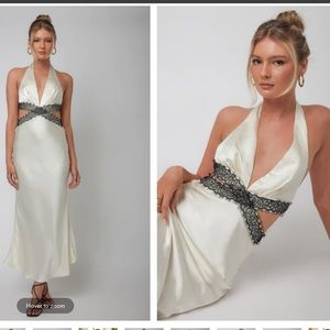 Selfie Leslie Halter Dress